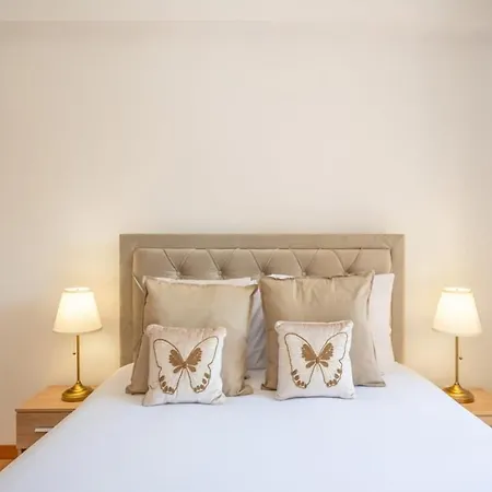 Guestready - Art-noveau Minimalism In Apartament