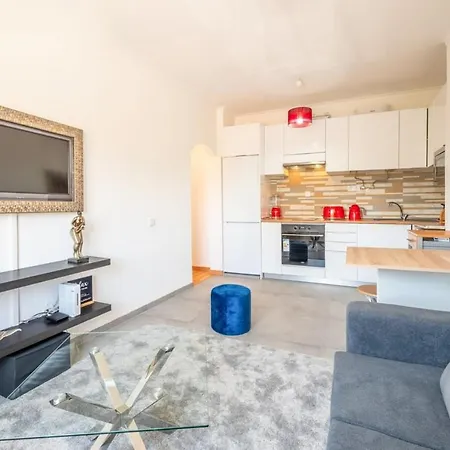 Guestready - Art-noveau Minimalism In Apartament